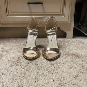 so me rose gold peep toe heel